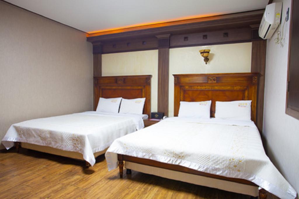 Guangju Hotel Banana Gwangju Metropolitan City Екстер'єр фото