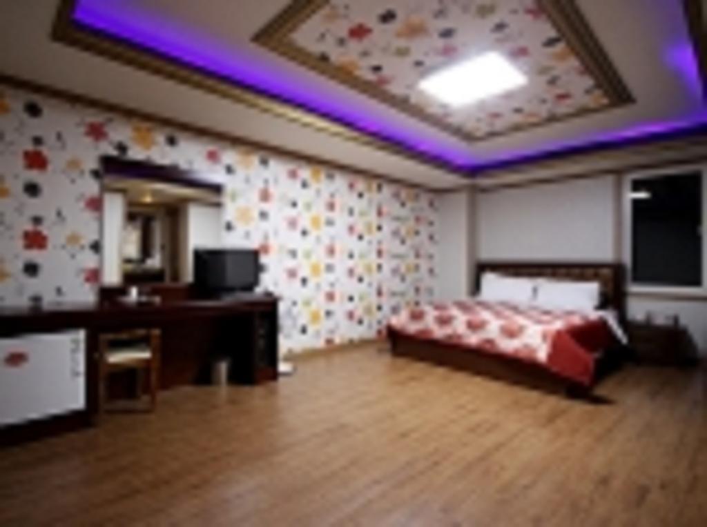 Guangju Hotel Banana Gwangju Metropolitan City Екстер'єр фото
