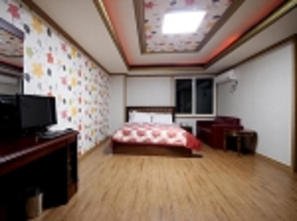 Guangju Hotel Banana Gwangju Metropolitan City Екстер'єр фото