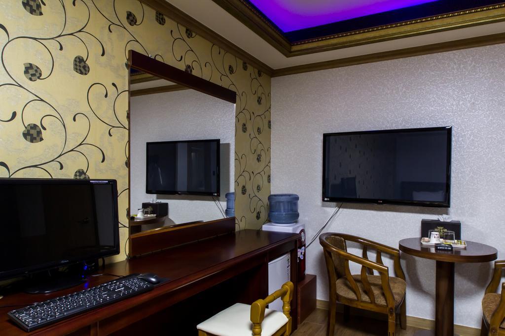 Guangju Hotel Banana Gwangju Metropolitan City Екстер'єр фото
