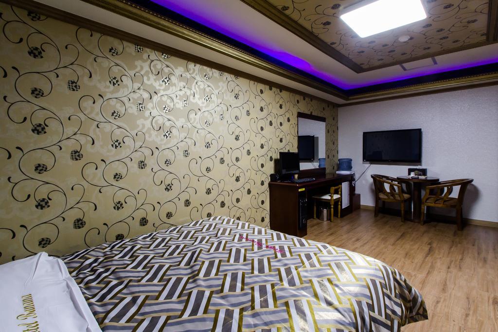 Guangju Hotel Banana Gwangju Metropolitan City Екстер'єр фото