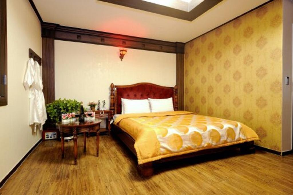 Guangju Hotel Banana Gwangju Metropolitan City Екстер'єр фото
