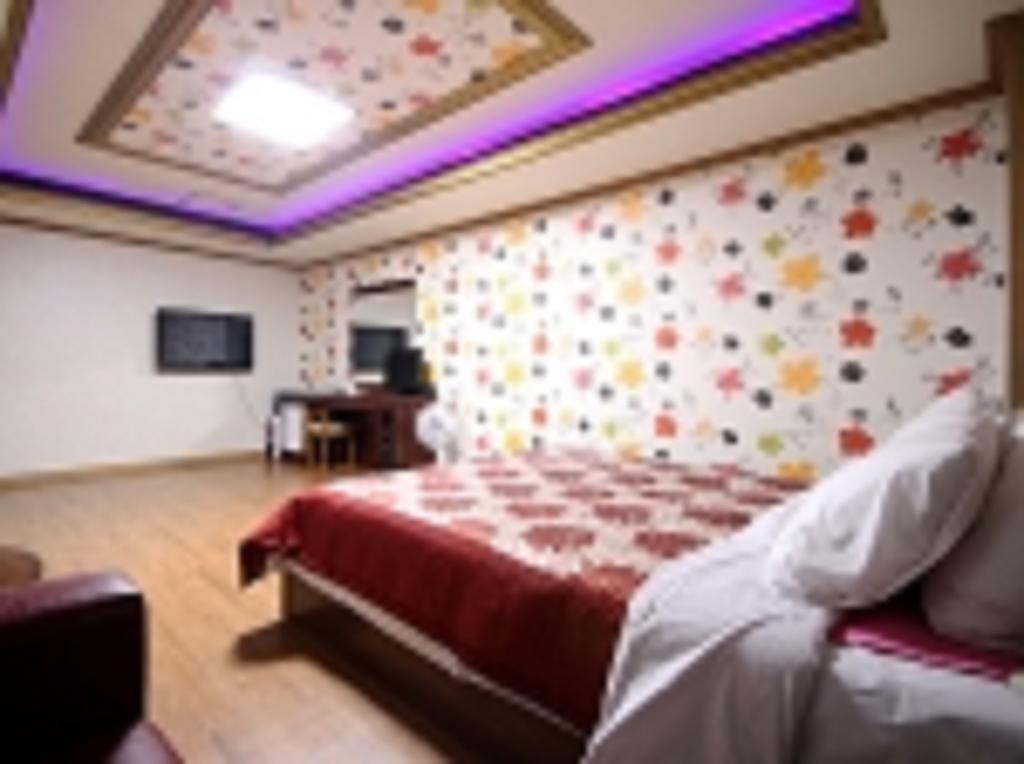 Guangju Hotel Banana Gwangju Metropolitan City Екстер'єр фото