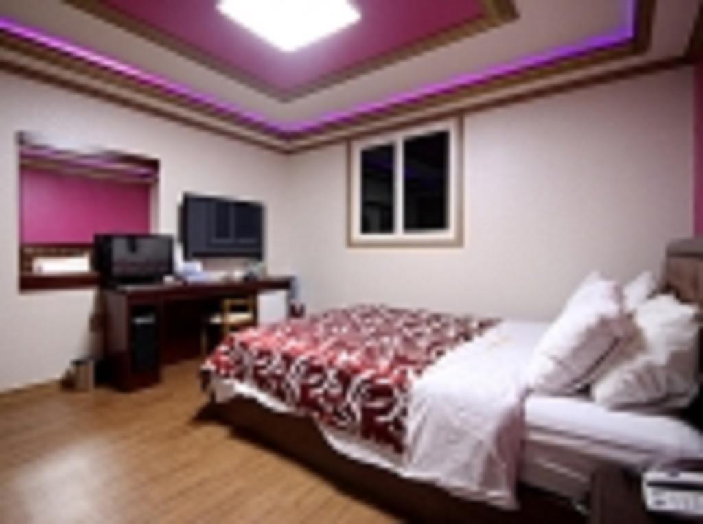 Guangju Hotel Banana Gwangju Metropolitan City Екстер'єр фото